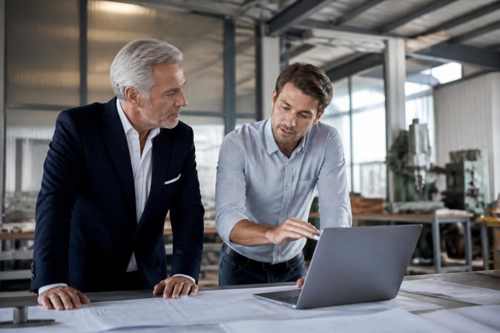 Das Reverse-Mentoring-Paradoxon: Wenn die nächste Generation plötzlich zum Mentor wird